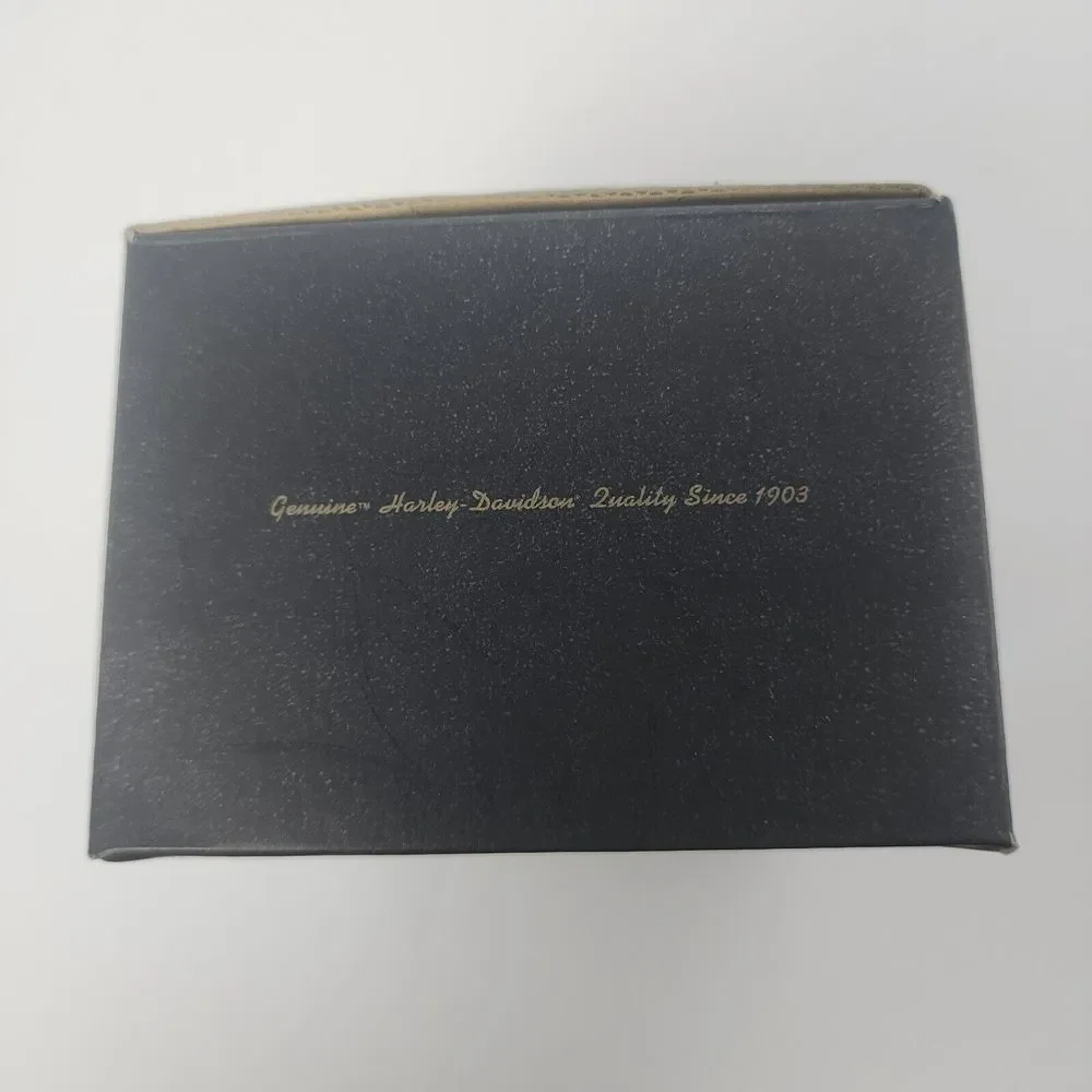 Harley Davidison 1998 Holiday Memories Music Box Limited Edition Family Portrait